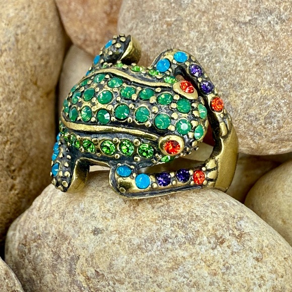 Retired Authentic Heidi Daus Green Swarovski Crystal Frog Ring –Size 7 Whimsical - Picture 13 of 16
